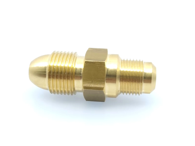 ADAPTOR ALIMENTARE CU GPL PENTRU BUTELIE ENGLEZEASCA FILET EXT. G 5/8 STANGA LA 3/4 UNF ADAPTOR ALIMENTARE CU GPL PENTRU BUTELIE ENGLEZEASCA FILET EXT. G 5/8 STANGA LA 3/4 UNF