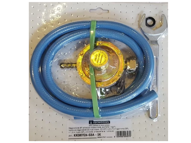 Kit regulator presiune gaz + garnitura, 2 metri furtun gaz, 2 coliere + cheie Kit regulator presiune gaz + garnitura, 2 metri furtun gaz, 2 coliere + cheie